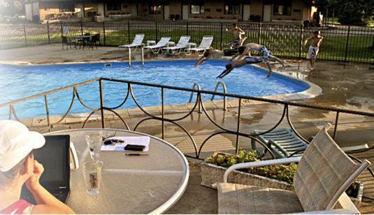 The Wesley Inn Motel Lake Geneva Buitenkant foto